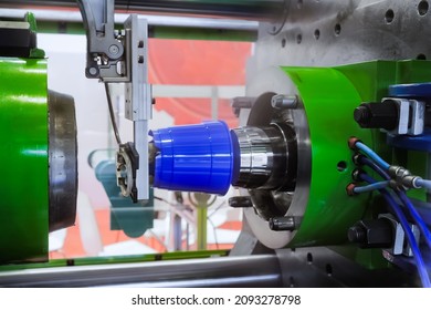 injection molding machine robotic arm 260nw 2093278798 1